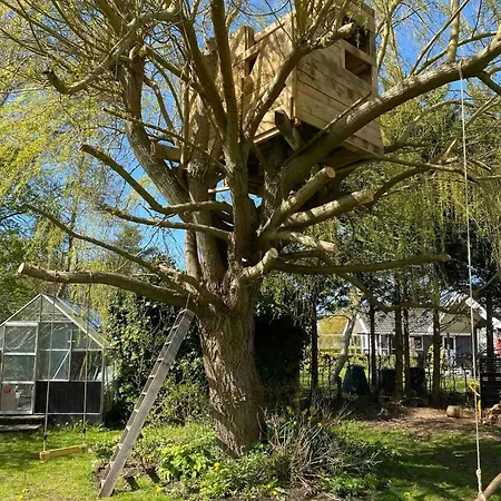 Personal House Near Water And Nature In