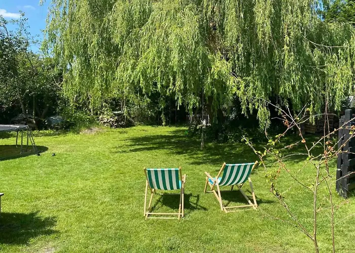 Personal House Near Water And Nature In Feriehus *